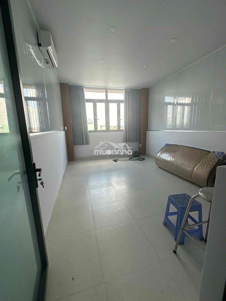 Cho nữ thuê phòng sát siêu thị satral quận 8 phạm hùng . - 2