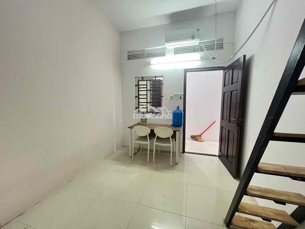 Cho thuê phòng gác, đủ nội thất, sát sân bay, gần bình thạnh - 3