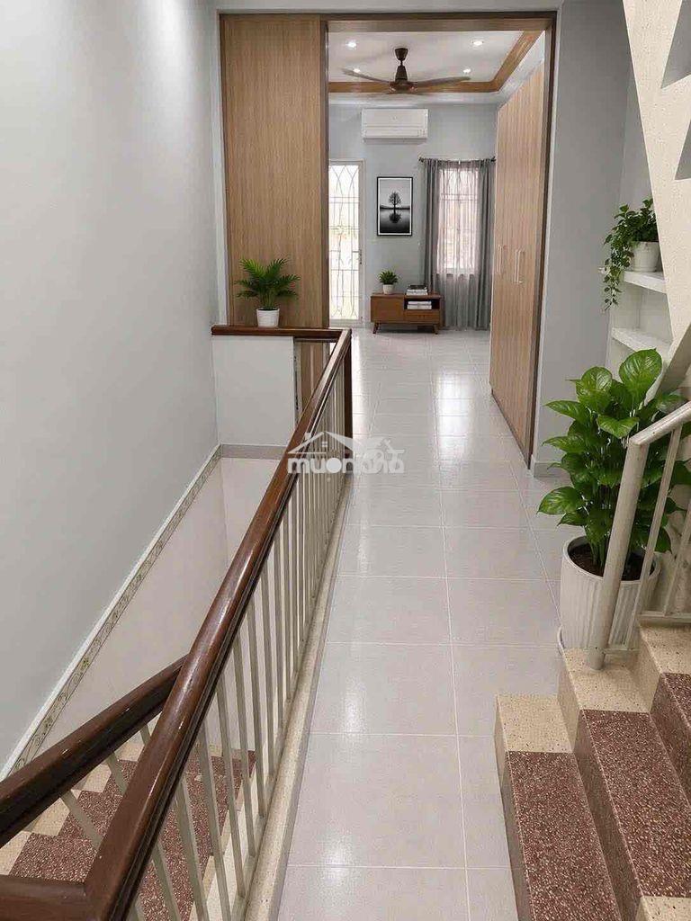 Nhà rẻ sổ hồng riêng trung tâm thành phố. dọn vào ở ngay - 4