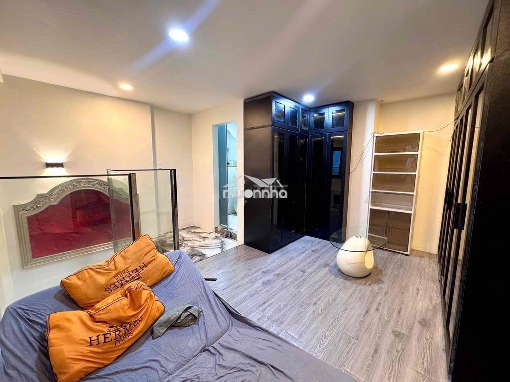 Cho thuê nhà 2pn 2wc full nội thất đường bến vân đồn, p.2, q.4 - 4