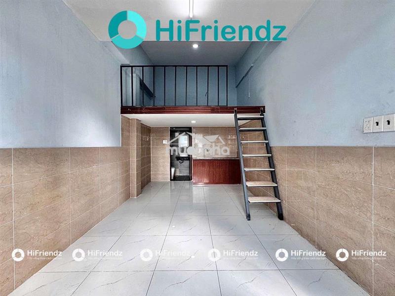 Siu phẩm ở được 4 người sát uth