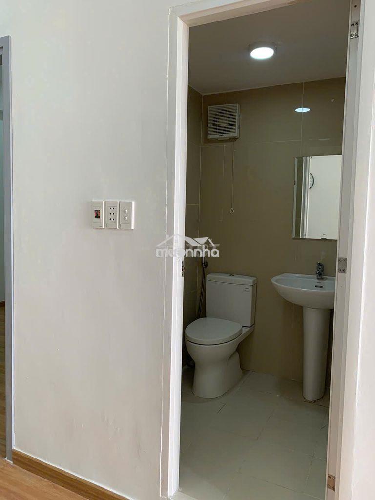 Bán căn hộ lầu 3, lô f, chung cư lê thị riêng, view công viên