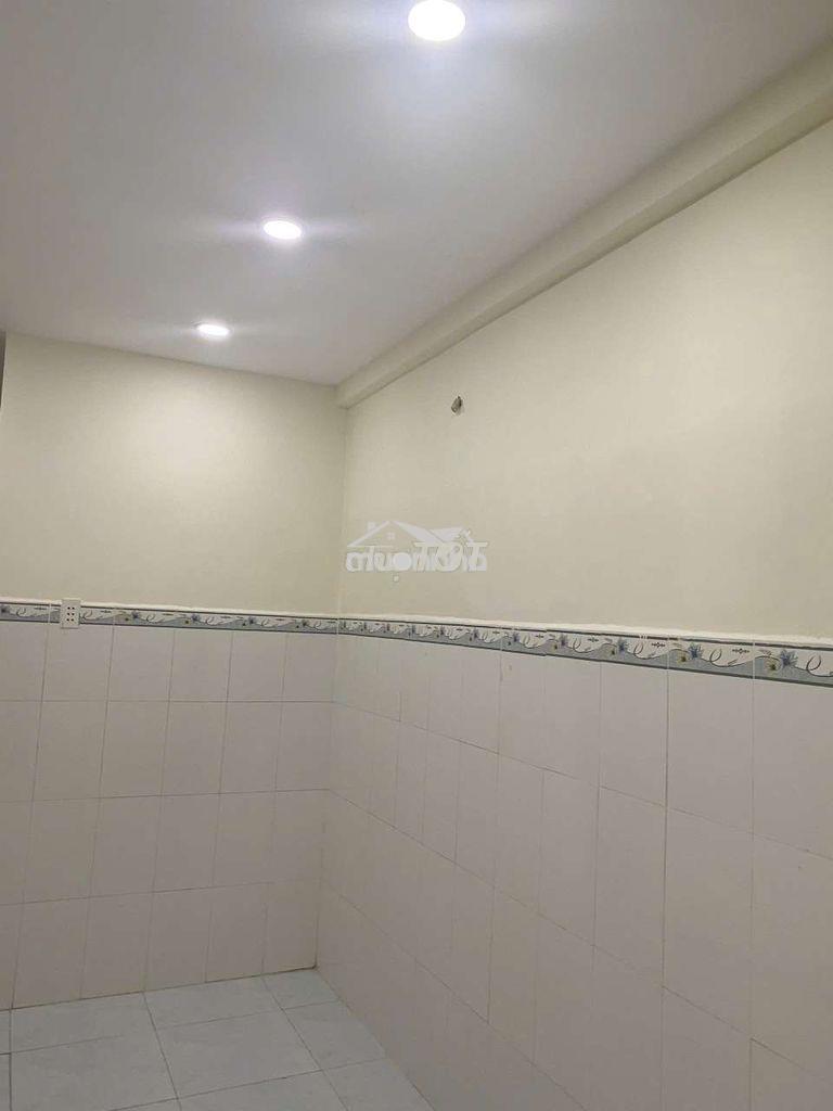 Cho thuê nhà nguyên căn 1 lầu đẹp,trần văn kỷ p14,q.bình thạnh 