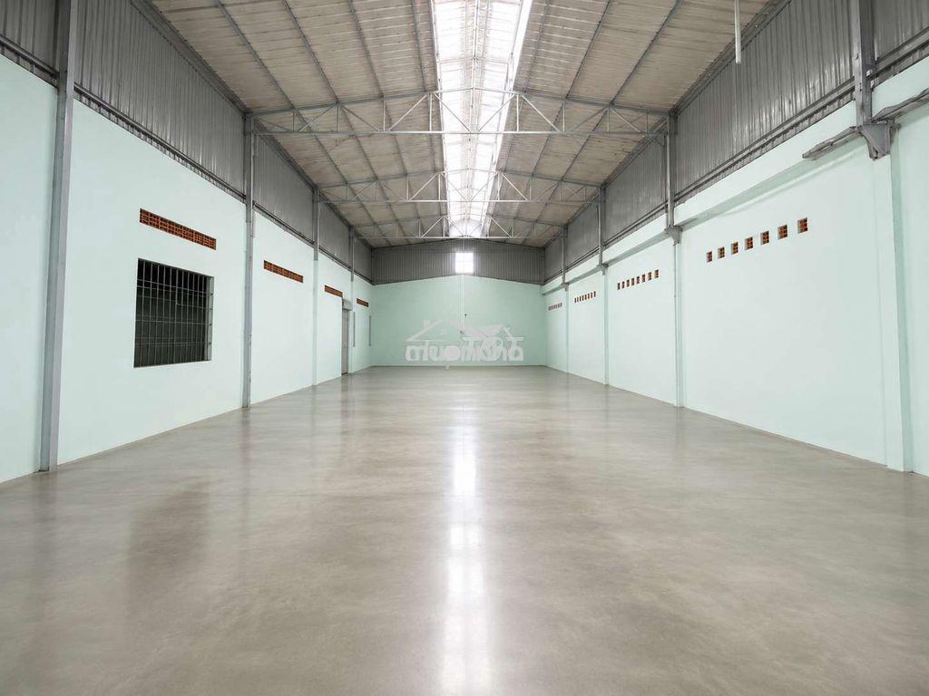 Cho thuê nhà xưởng 300m2 giá thuê 20 triệu/ tháng - 2