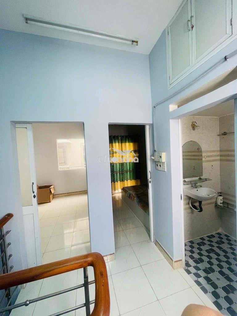 Cần bán nhà hẻm xe hơi,một trệt,2 lầu ,3pn,3wc - 4