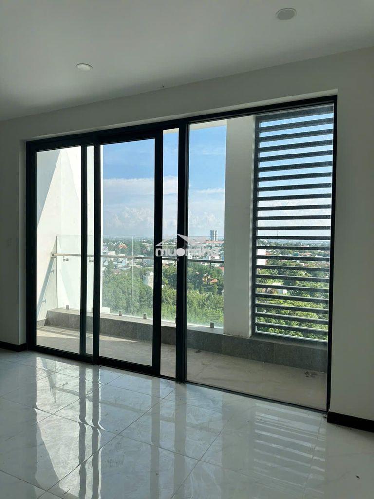 Bán lỗ căn góc 80m2 chung cư sky view giá 2ty280
