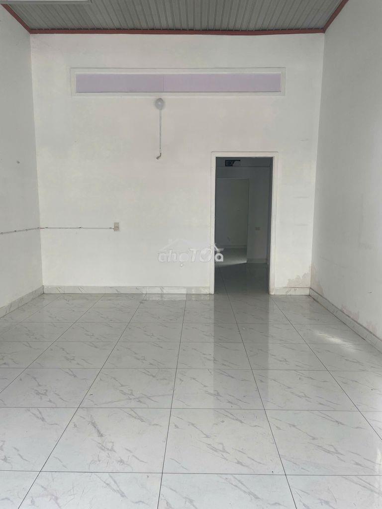 Cho thuê mb kd võ thị sáu, 10tr/ tháng