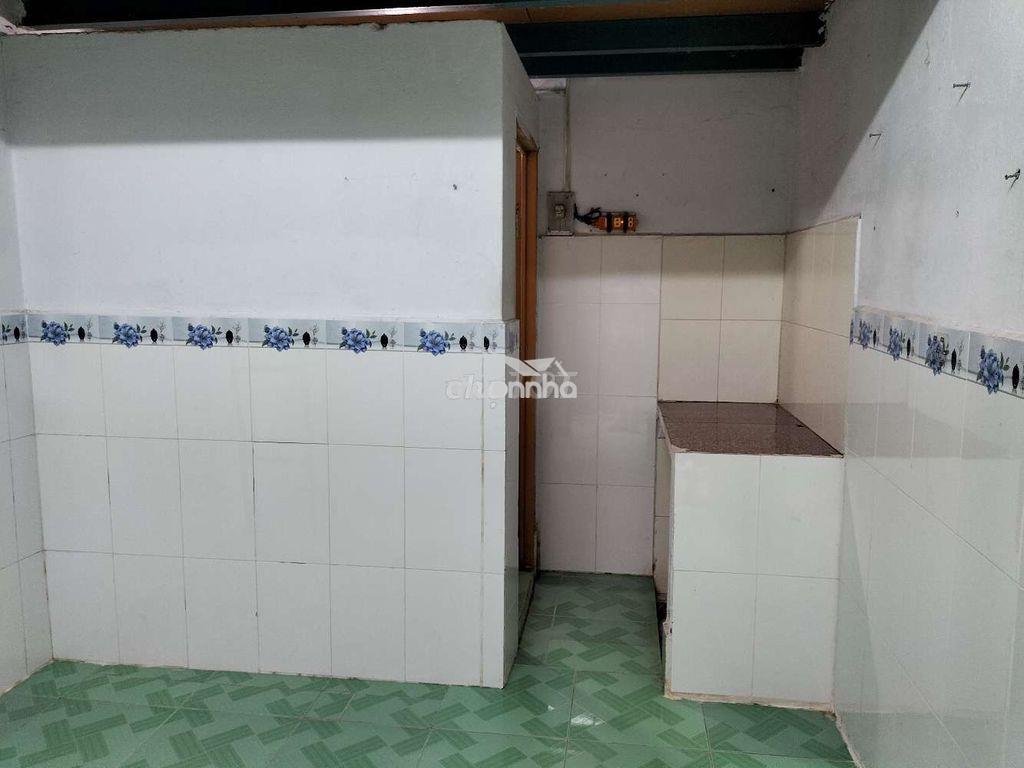Phòng 12m2 có gác hẻm 380/63 phạm văn chiêu gò vấp  - 2