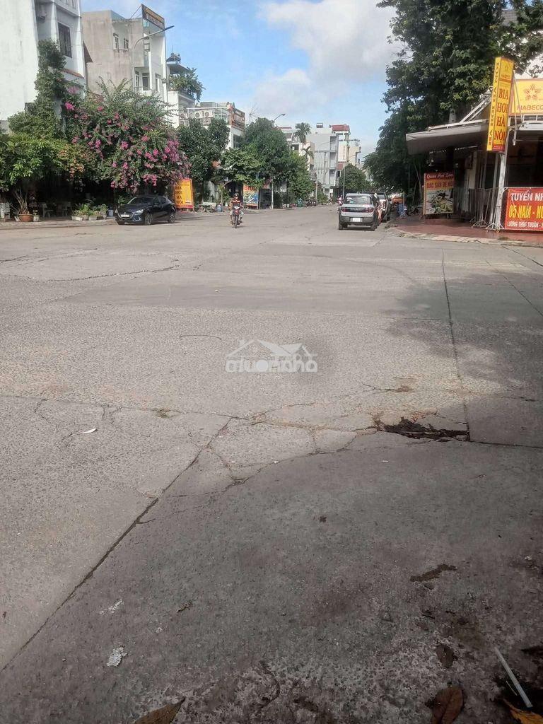 Cho thuê nhà  ngay wincom ngã tư 550 phường dĩ an - 3