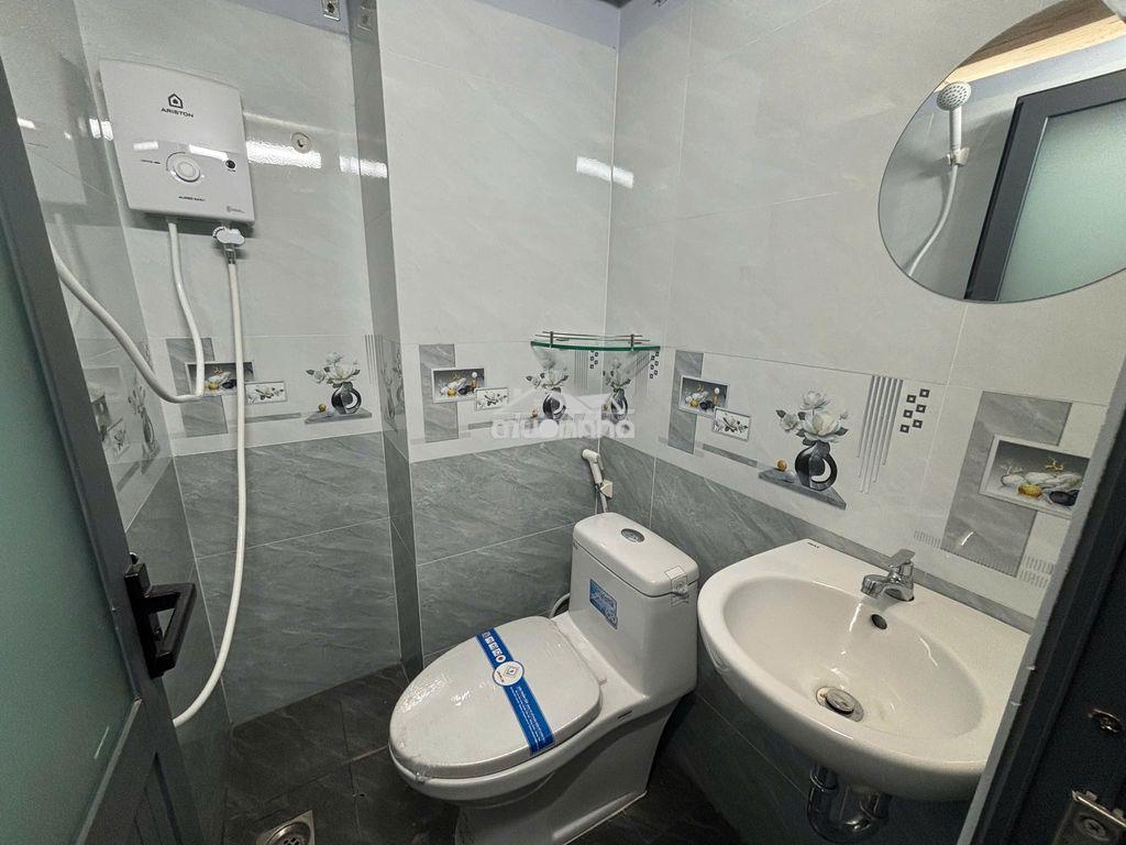 Phòng mới xây đủ tiện nghi sát trường marketting - 4