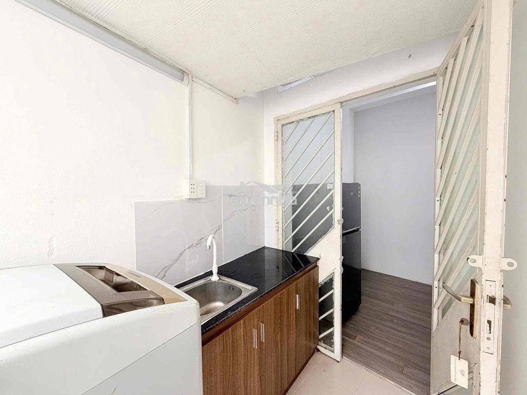 Rộng dữ luôn - 1pn - balcon - tách bếp - full nội thất - tân định q1 - 4