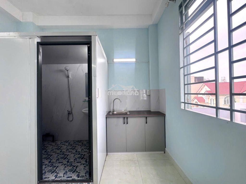 Tôi cần cho thuê phòng ban công và phòng full nội thất 50m2 - 3