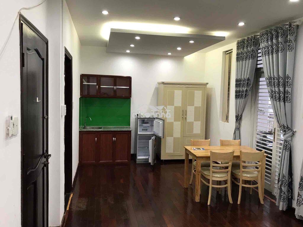 Cho thuê chdv- có ban công- đường lê trung nghĩa- 25m2- gần sân bay t3 - 2
