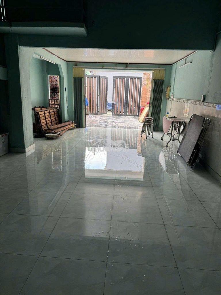 Chính chủ cần bàn nhà hẻm 1/ đường quang trung.