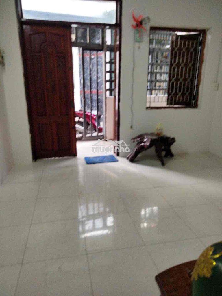 Cho thuê nhà gần hội trường đông hoà