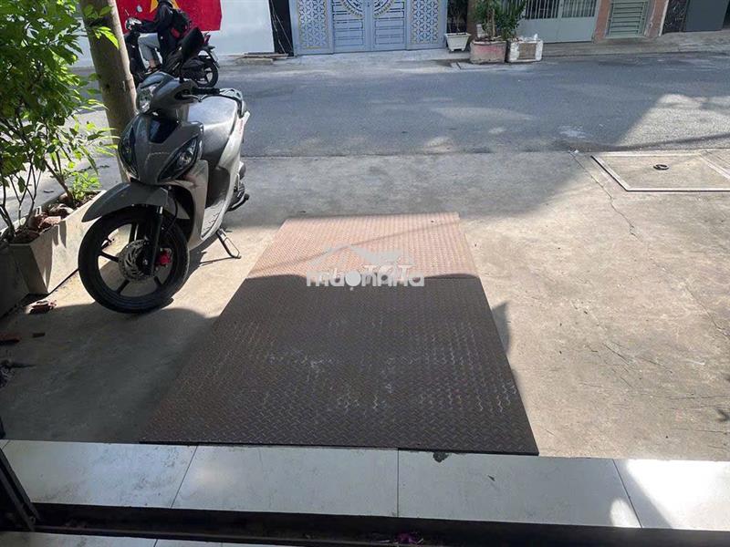 Cho thuê nhà đường thoại ngọc hầu  gẩn uỷ ban quận :4 x 22 m đúc lửng