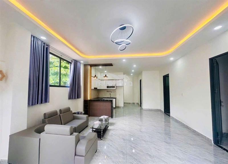 Căn góc 3 mặt tiền cần bán nhanh