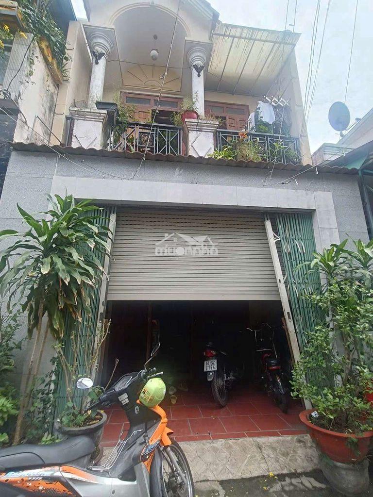 Nhà phố sổ riêng lầu trệt kế trung tâm hành chính dĩ an