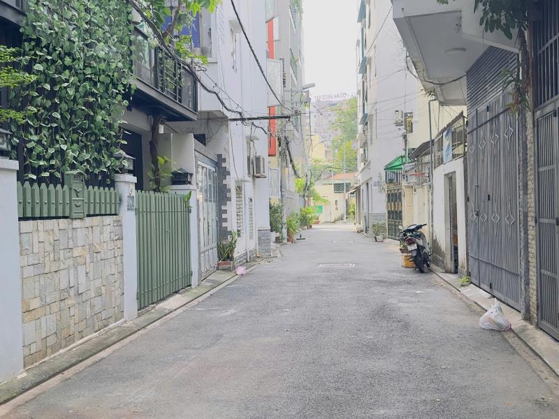 Hiếm ! nhà 4 tầng khu sân bay,ô tô ngủ nhà,66m2, sổ vuông,hoàn công đủ
