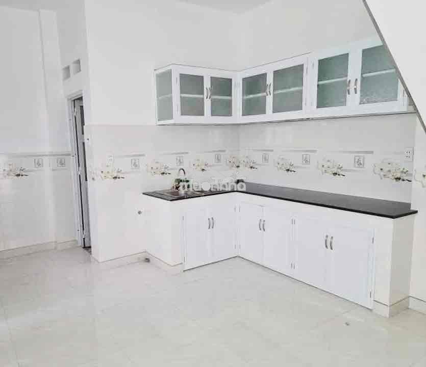 Nhà đẹp, 1 trệt 1 lầu + 1 lửng & sân thượng 🍃🍃 2p. ngủ 2m. lạnh ok - 3