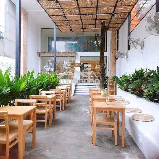 Sang nhượng mb sân vườn xuân thủy, thảo điền (7x30m). giá 94tr/th - Ảnh 2