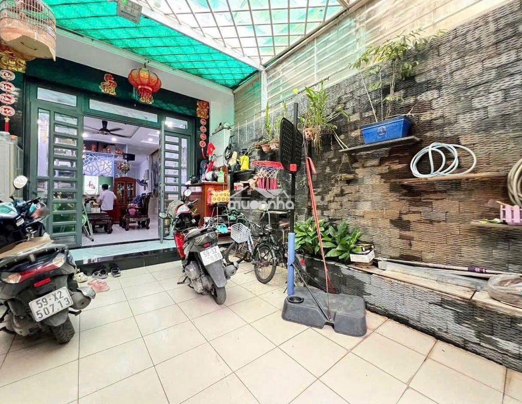 Cho thuê nhà 90m2 1 trệt 3l 4pn đường oto hiệp bình chánh thủ đức 18tr - Ảnh 2