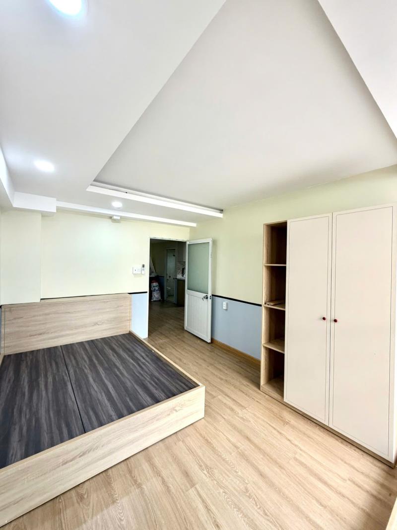 [Tân bình] căn 2pn rộng có view ban công lớn, thuận tiện đi cộng hòa – trường chinh – hoàng văn thụ – phan đình giót  - Ảnh 2