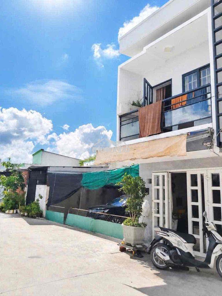 Nhà 1.75tỷ 3.2 x 10m 1 lầu 2 phòng ngủ