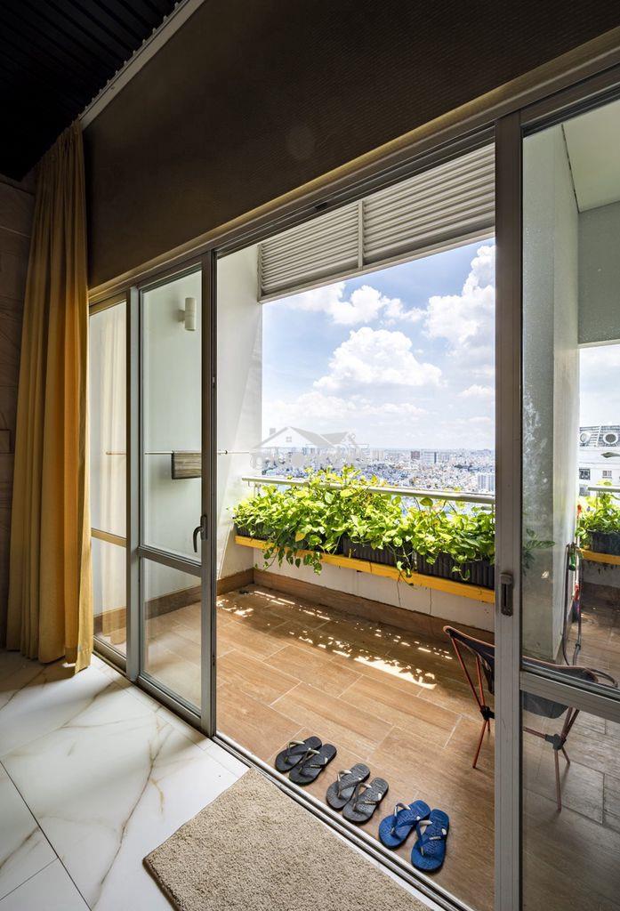 Cho thuê căn hộ penthouse lữ gia, quận 11, 180m2, 4pn, 4wc, 25tr