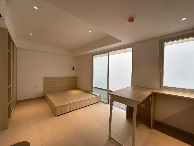 Cho thuê studio ban công sân vườn 30m2 new 100% ngay chợ bà chiểu - trường đại học văn lang - học viện cán bộ tphcm