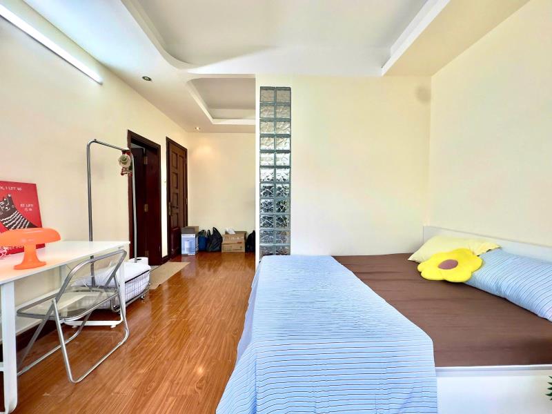 Cho thuê căn hộ ban công tách bếp 38m2 thoáng mát sát q1 - an ninh cao  - Ảnh 3