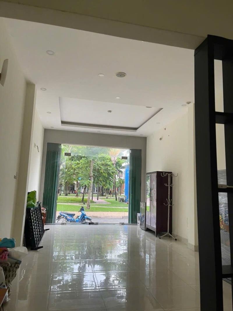 Kdc bông sao tạ quang bửu, nhỉnh 10 tỷ , 64 m2, 6pn, 4wc, view công viên - Ảnh 3