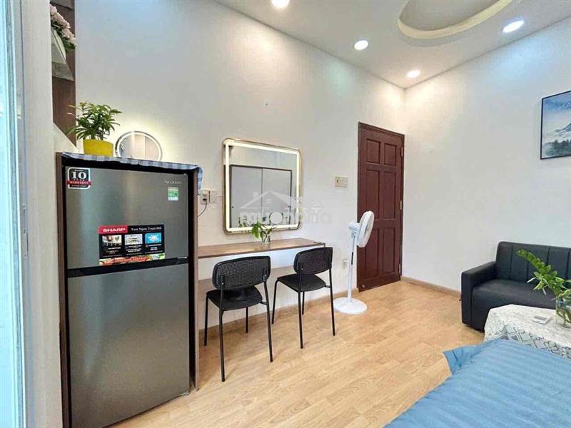 Bên mình trống 1p ở 39 nguyễn trãi q.1 giá 5tr ful nt ở ngay ạ tự do