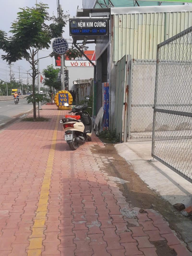 Cho thuê nhà 231m2 mặt tiền đường nguyễn cửu phú, tân nhựt, làm văn phòng/kho chứa hàng/bưu cục giao nhận rất tốt - Ảnh 4