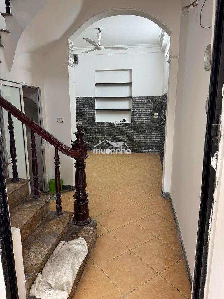 Cho thuê nhà mặt đường 19/5, tiện kinh doanh, văn quán 35m2 x 5 tầng - Ảnh 3