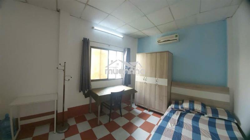 Phòng chdv 24m2 cửa sổ ph. nguyễn thái bình q1