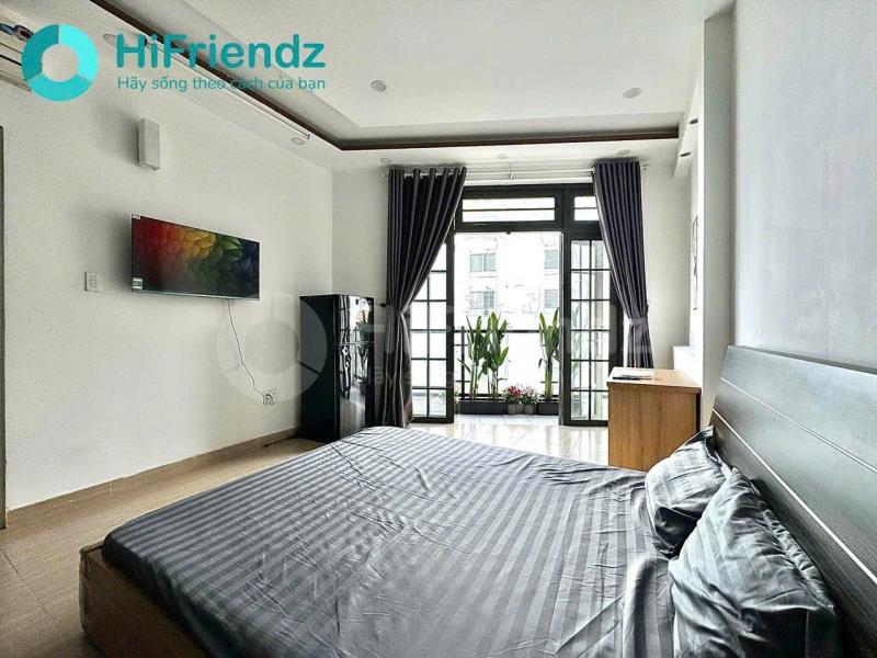 Cho thuê studio 30m2 gần trường hutech có ban công - full nội thất