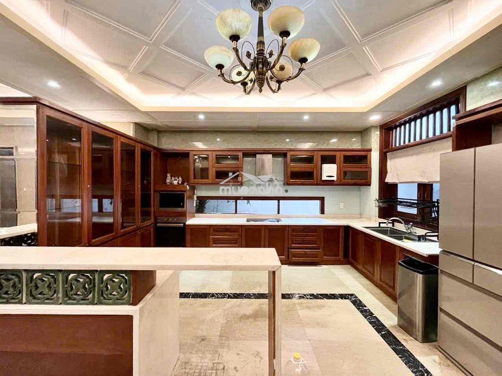 Cho thuê biệt thự hồ hơi nội thất xịn ngay lotte quận7- 12x20m 4tầng - Ảnh 4