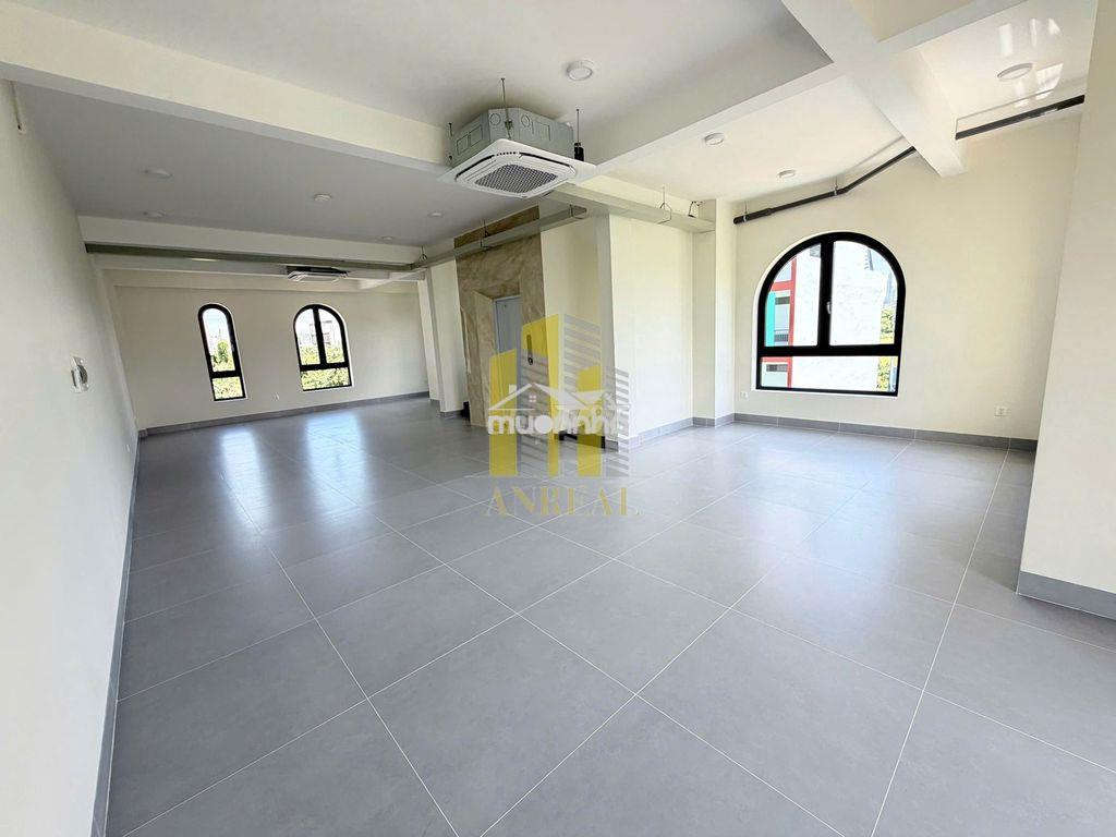 Toà văn phòng căn góc hầm 3 lầu thang máy - giá 70 triệu - Ảnh 4