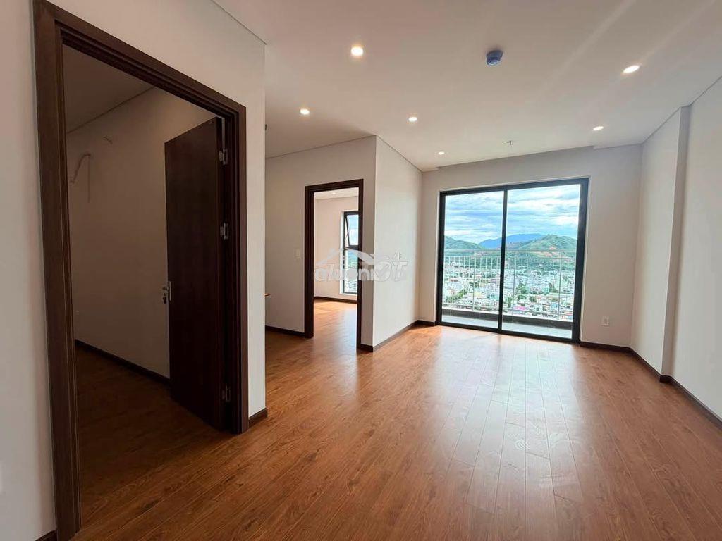 Cho thuê  chung cư mia center point hướng biển - chỉ 7tr/thang - 3