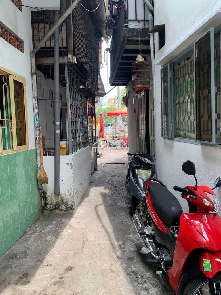 Cho thuê nhà nc hoàng sa p9 q3 đoạn 2 chiều. - 4pn - 2 wc giá 14tr - Ảnh 2
