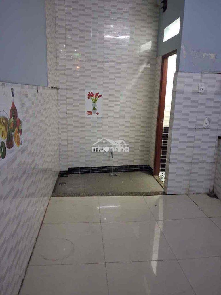 Cho thuê nhà lầu suốt 4p ngủ nữ dân công gần quách điêu giâ rẻ ở ngay - 2