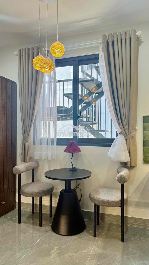 Khai trương ch mới hầm xe thang máy style siêu xinh y hình - Ảnh 2