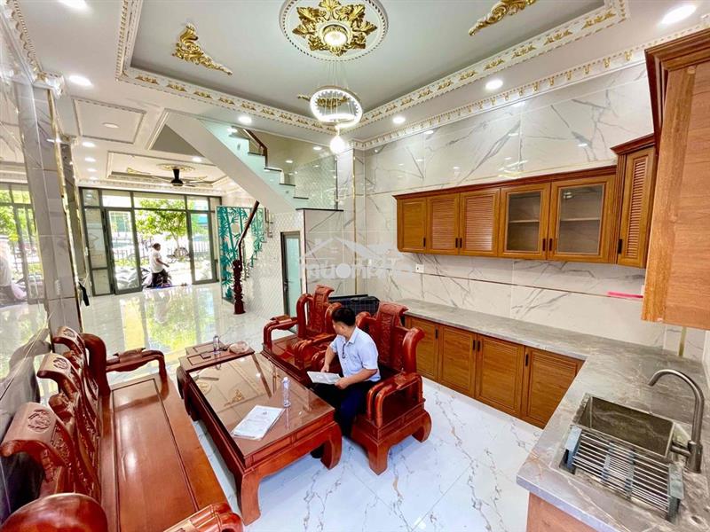 💥 Nhà mới hoàn toàn - 1 mặt nhà k đối diện hàng xóm - đường 10m nhựa