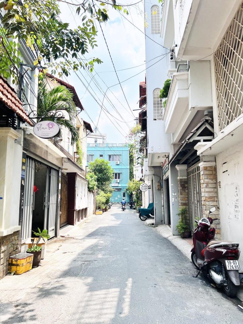 Giảm 1 tỷ ! bán gấp nhà 4 tầng hxh,khu bàu cát,80m2,pháp lý chuẩn.tặng full nội thất.
