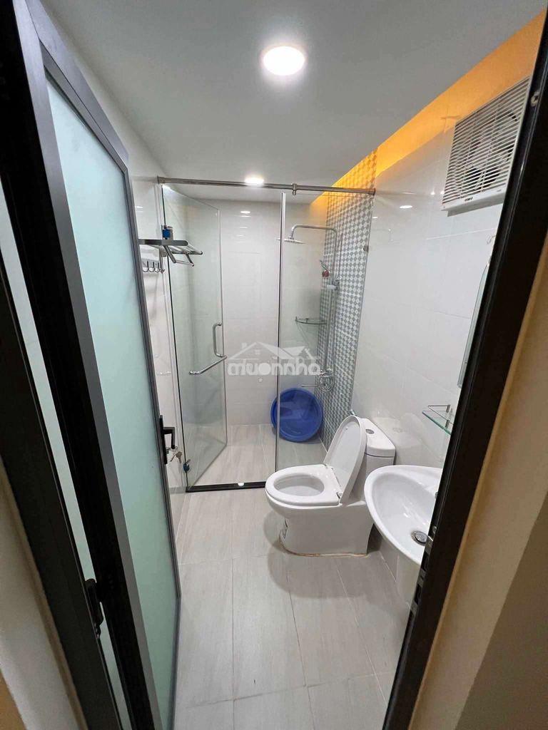 Nhà sạch đẹp, dt 4*22, trệt lầu, 4pn, gần đại học nguyễn tất thành - Ảnh 3