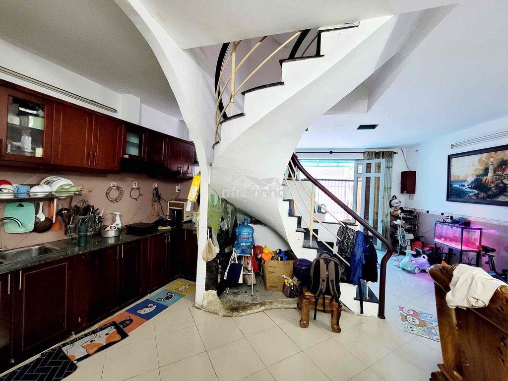Nhà tặng nội thất ngang 4.5 nở hậu 7m gần ubnd nhỉnh 5.9 tỷ - 4