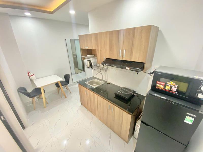 Căn hộ 2 phòng ngủ ban công , thang máy, nt như hình - ngã tư lê quang định_chợ bà chiểu - Ảnh 4