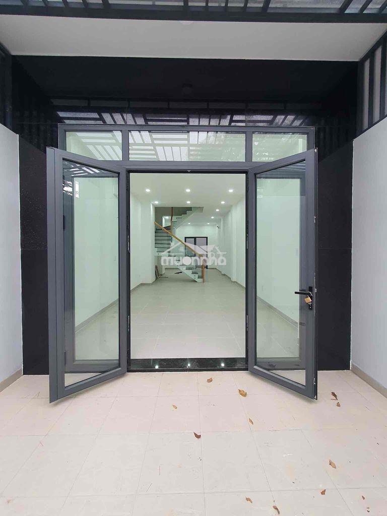 Nhà hẻm xe hơi, giá đẹp, 3phòng ngủ, 3lầu