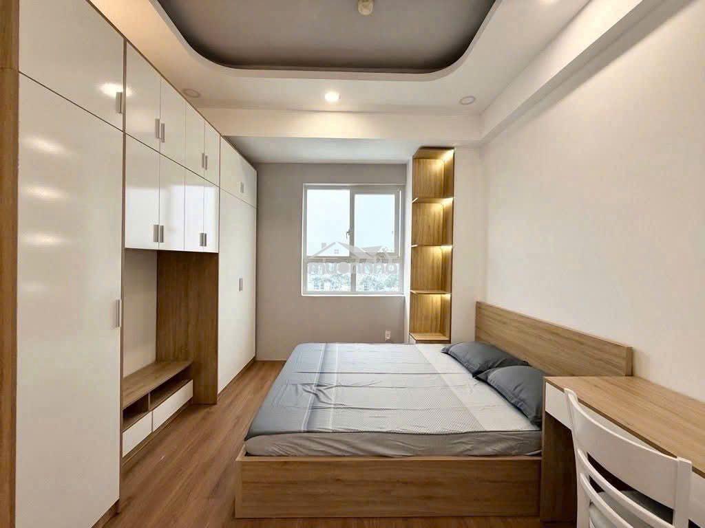 Bán chung cư lạc long quân. dt - 45m2 2pn có sổ - 3